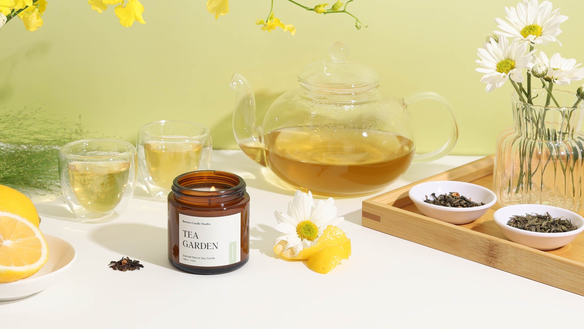 Tea Garden Scented Soy Candle by Borneo Candle Studio Brunei. With scent notes of white tea, green tea and lemon